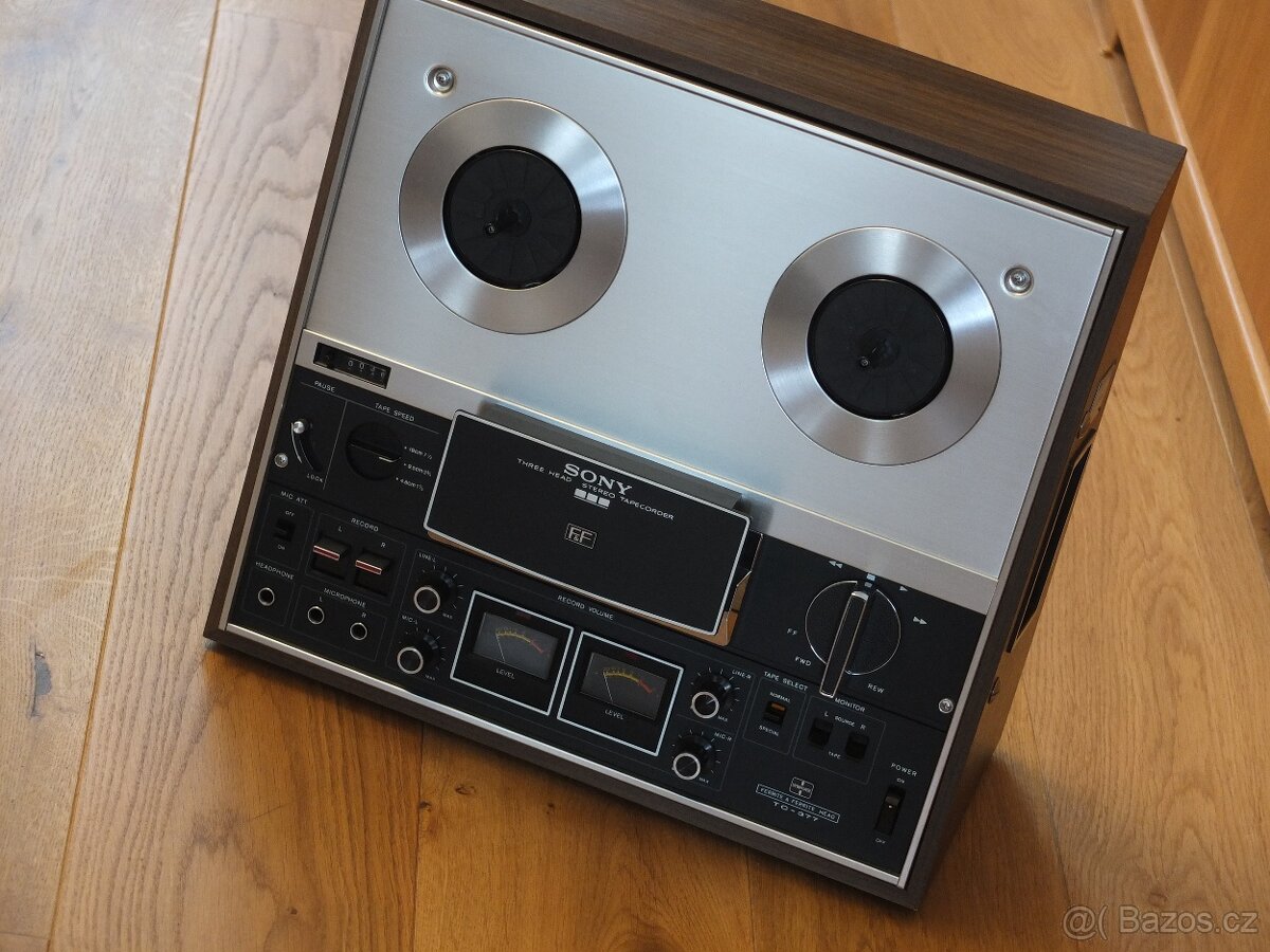 SONY TC-377Stereo Tape Recorder(1973-1976)Top