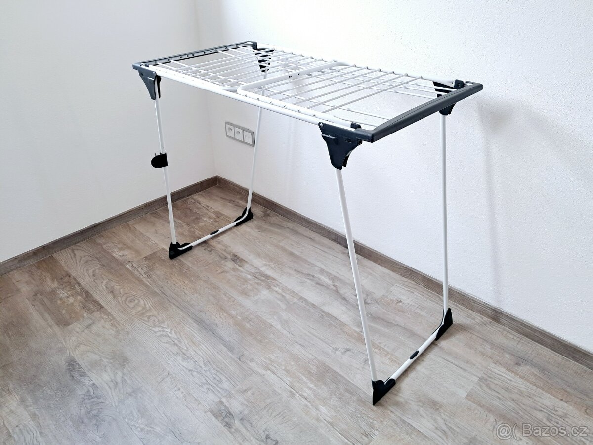 Sušák na prádlo Leifheit