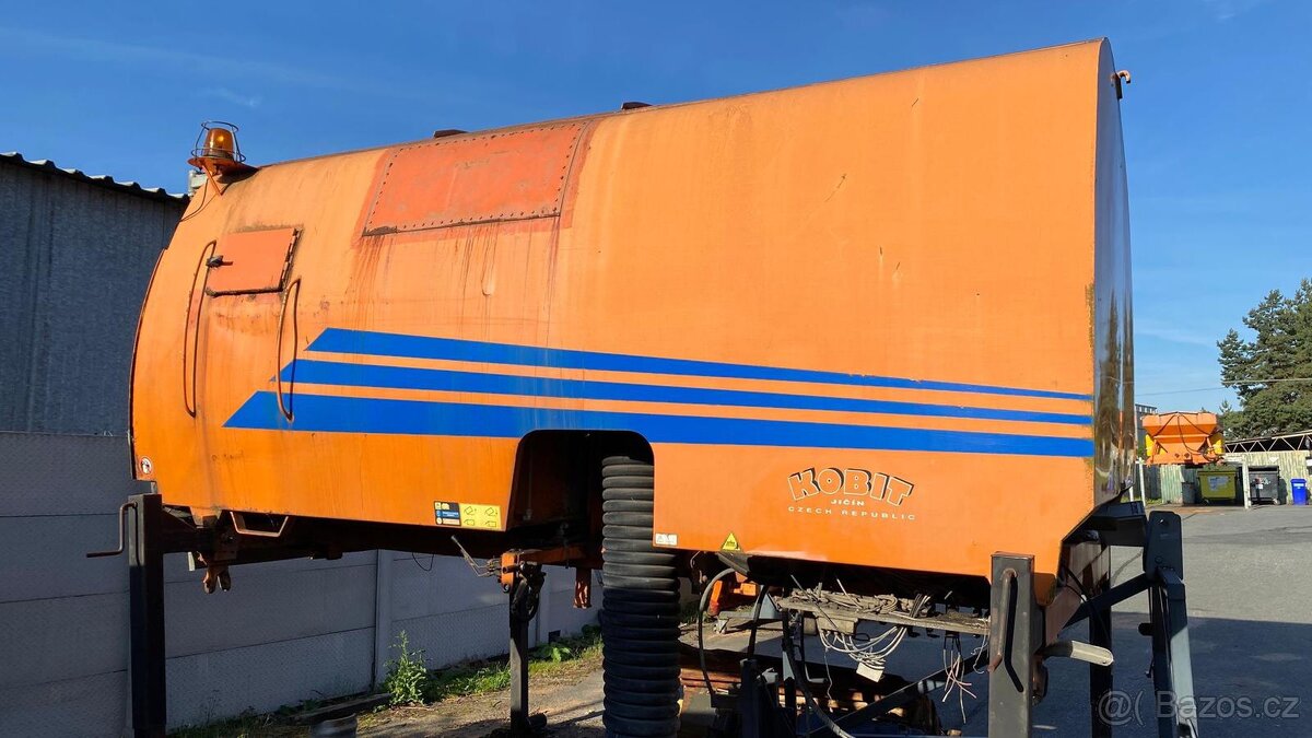 Motor IVECO 4V + hydraulika