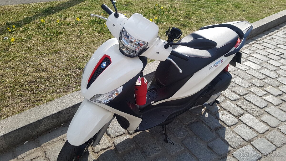 Piaggio Medley 125ccm;11kW - Plus verze