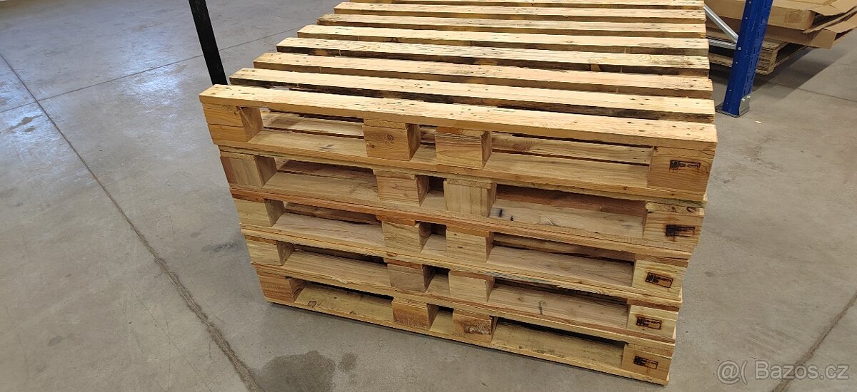 Dřevěné palety