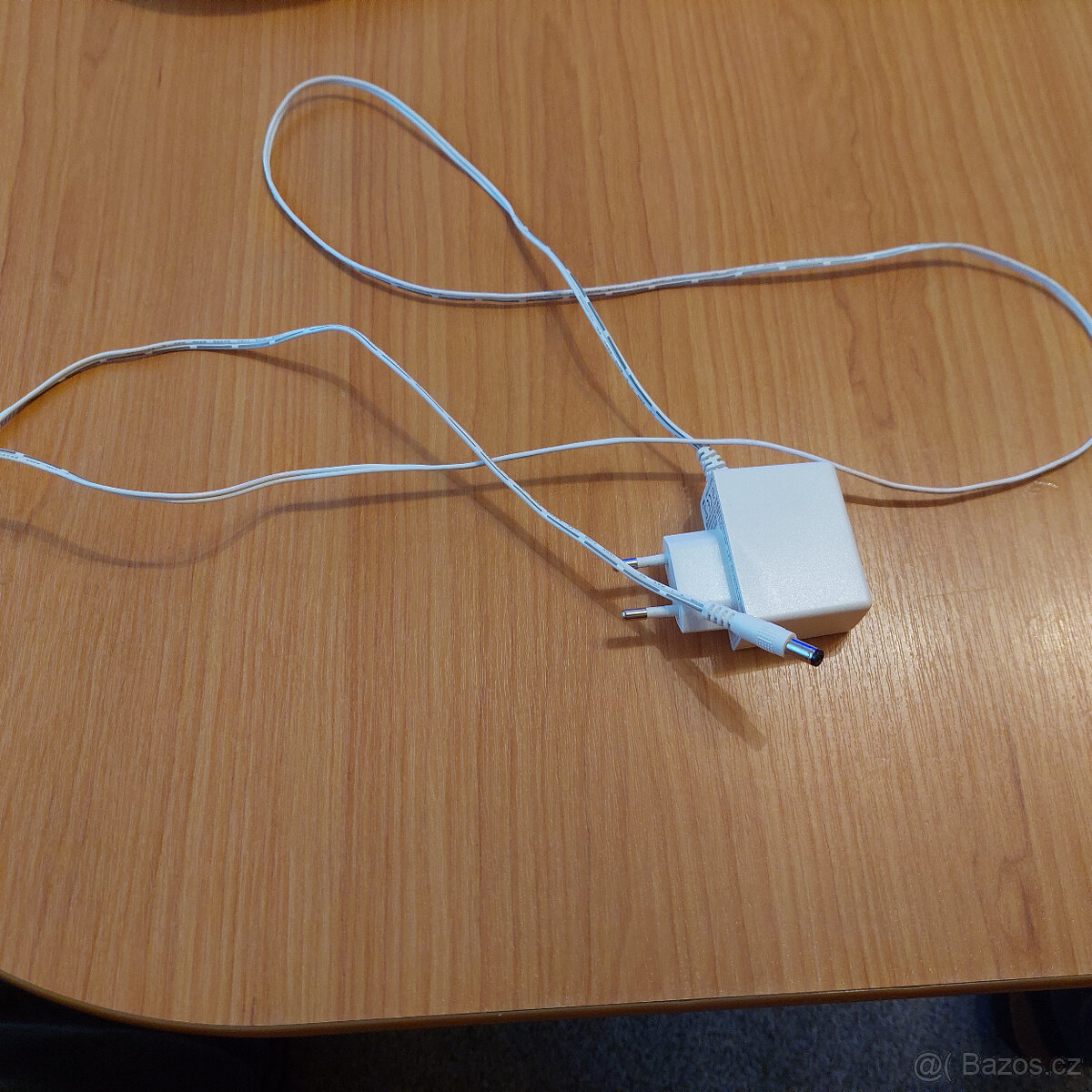 Napájecí zdroj 12V 1A