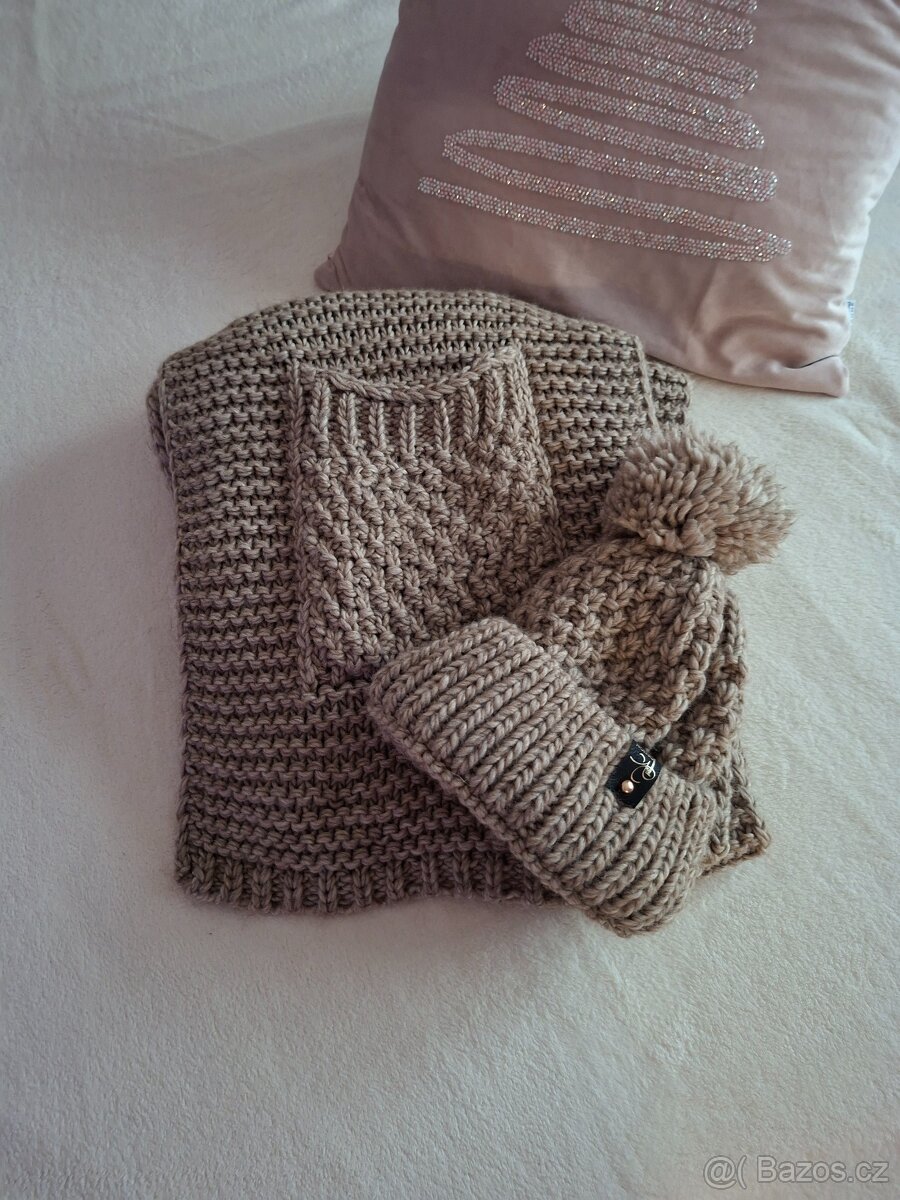 Čepice + Šála (NOVÉ)