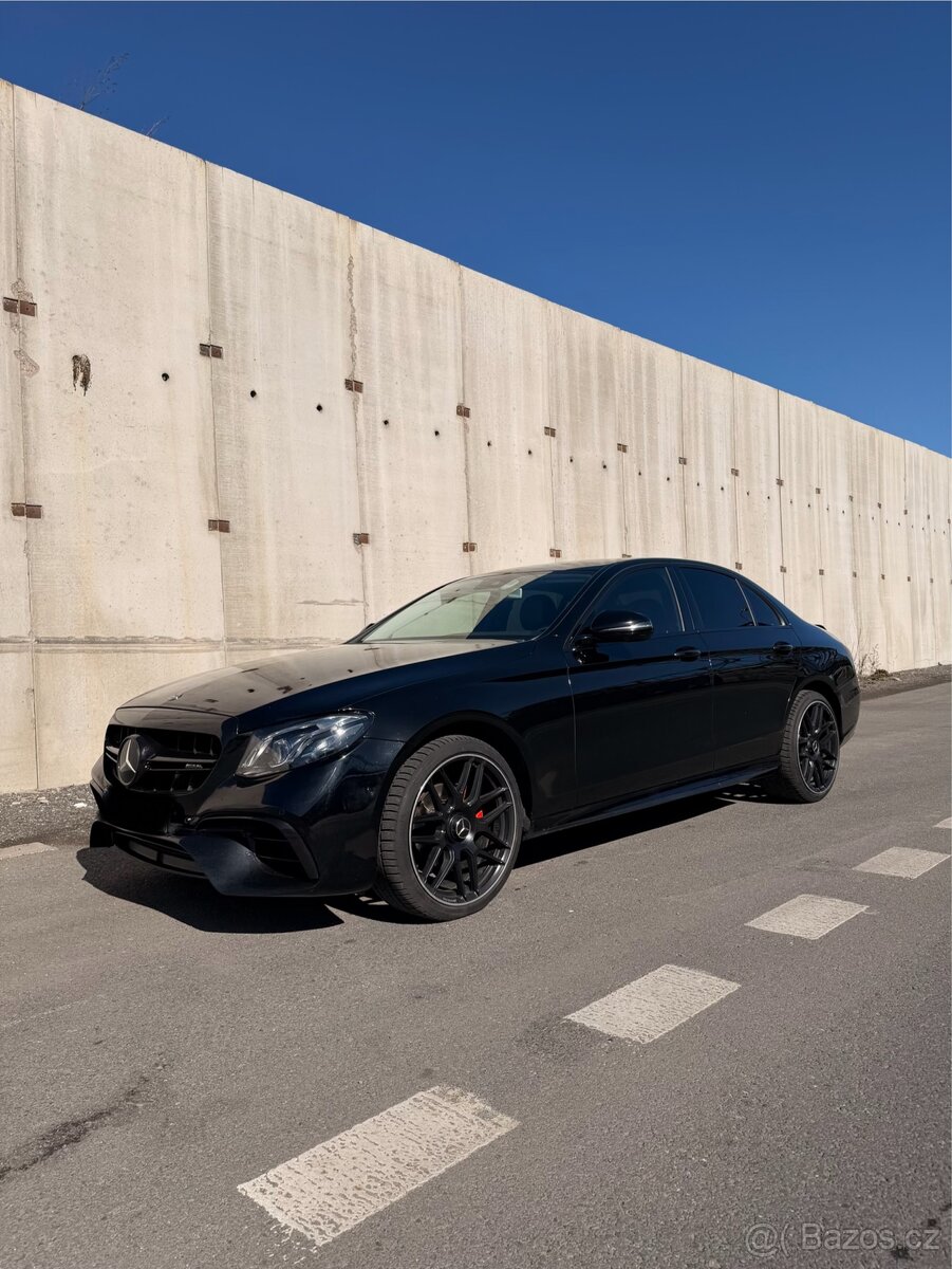 Mercedes-Benz Eclass 220cdi DPH E63bodykit