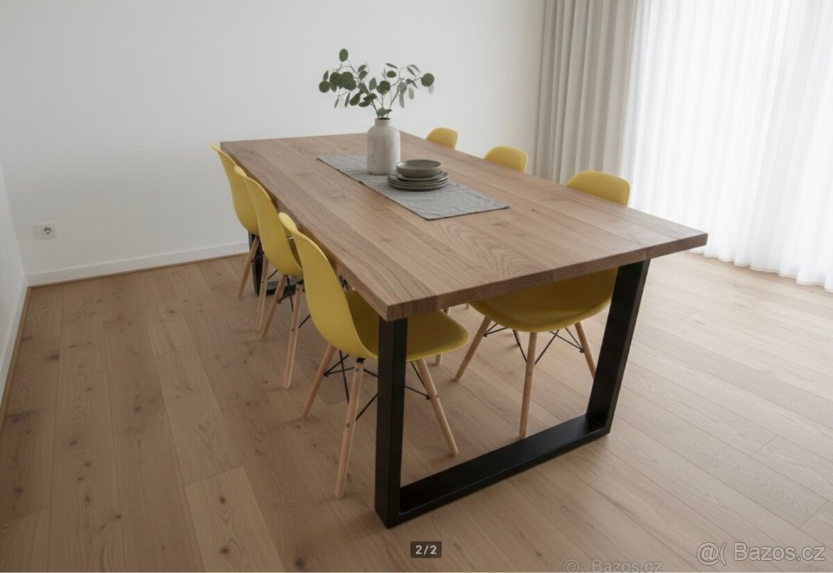 Jídelní stůl "Dominant"