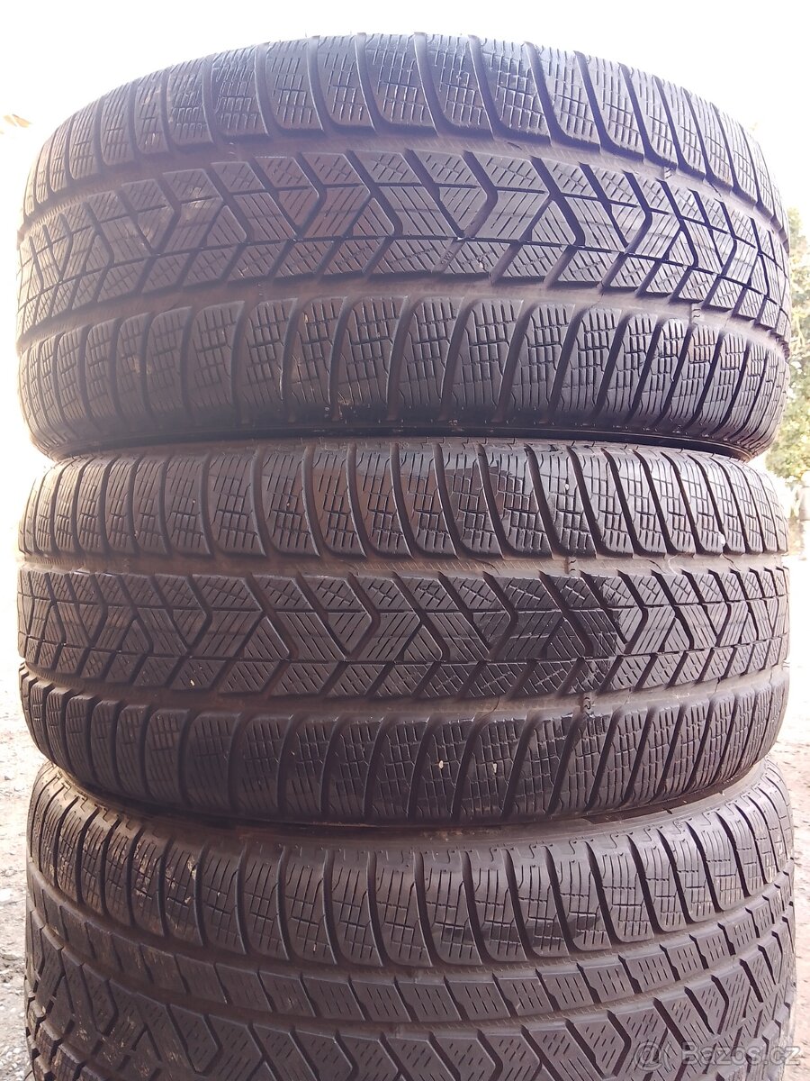 255/45/20 105v Pirelli - zimní pneu 2ks