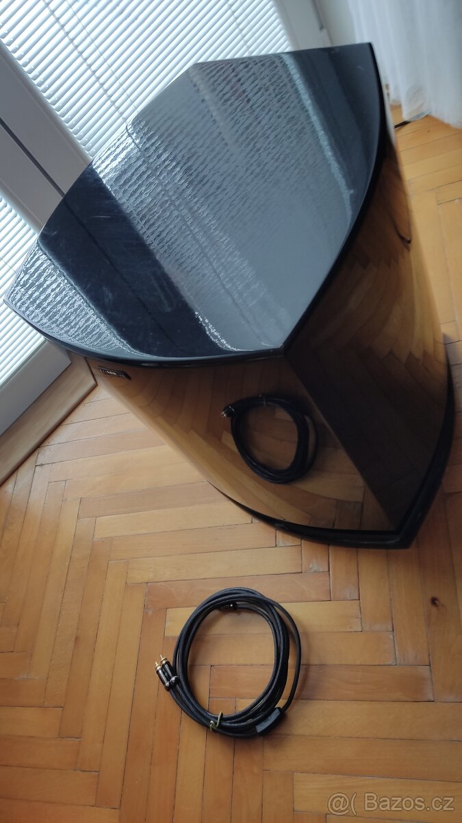 Velký těžký 200W subwoofer AER Acoustic Libra TX - 228 USA