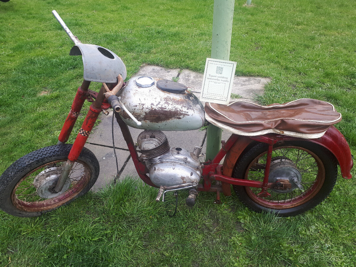 CZ 150