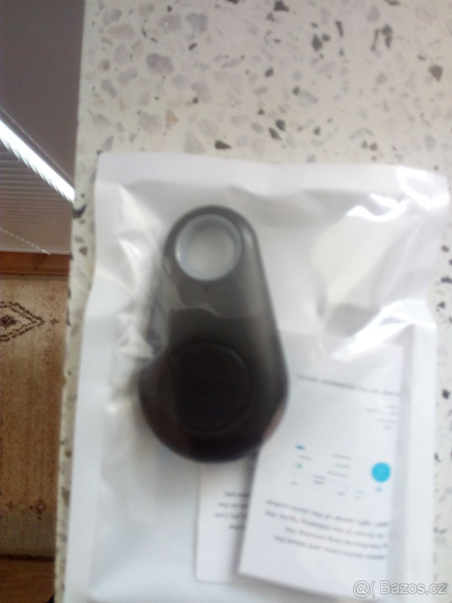 Klíčenka hlídá vše přes telefon i předměty
