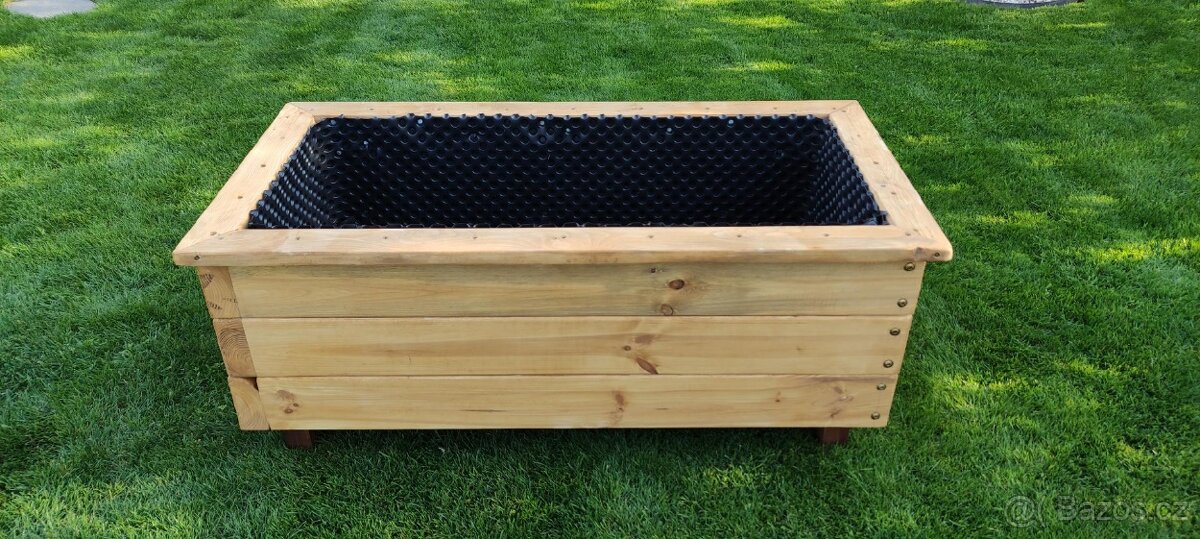 Vyvýšený záhon/truhlík