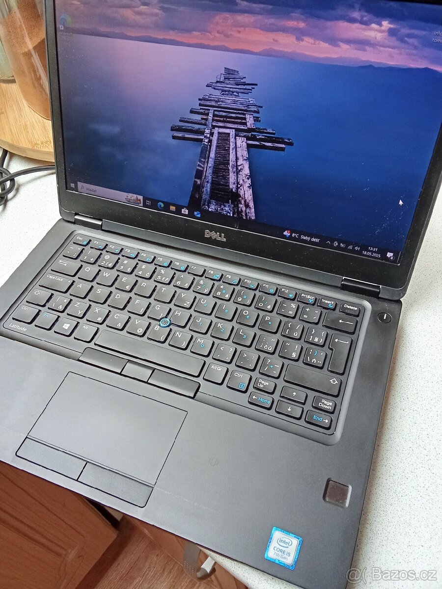 Notebook Dell velmi pěkný stav