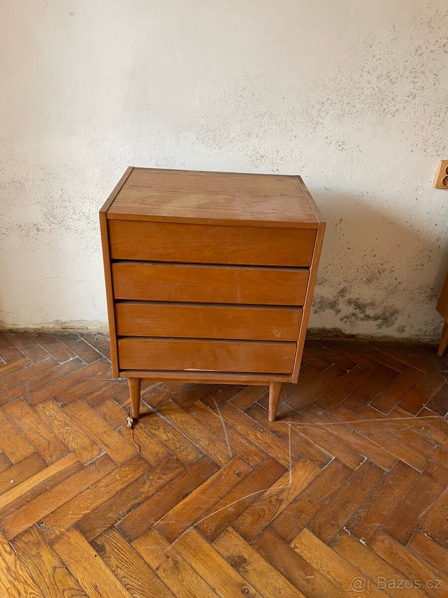Retro komoda šuplíková zachovalá