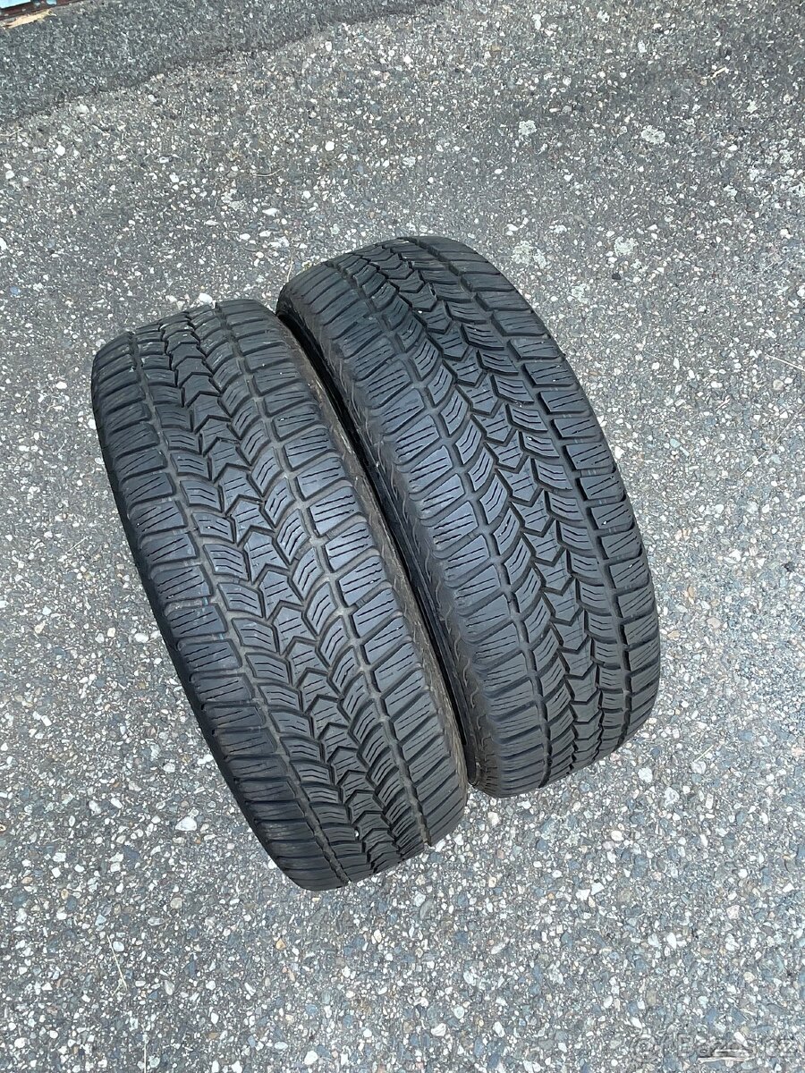 Zimní pneu 205/60r16 Debica