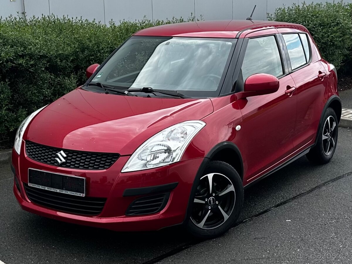 SWIFT 4x4, 1.maj, 152000km, bez koroze, klimatizace
