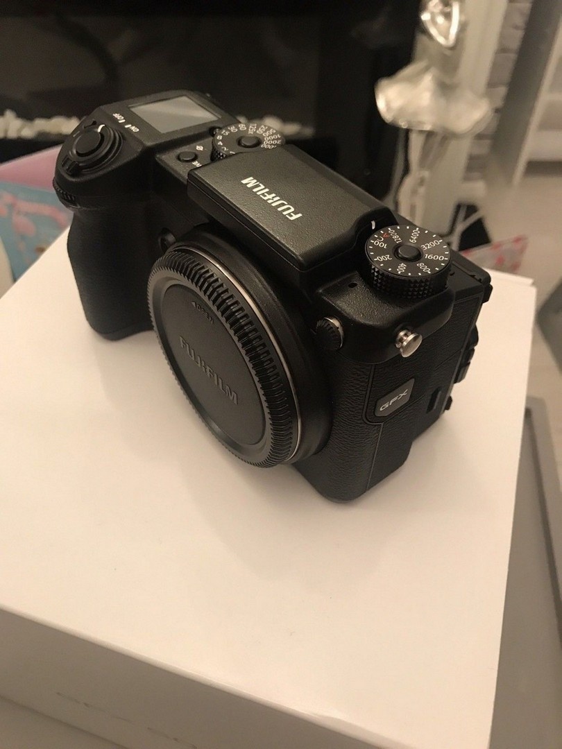 BrandNeu Fujifilm GFX 50S spiegellose Mittelformatkamera