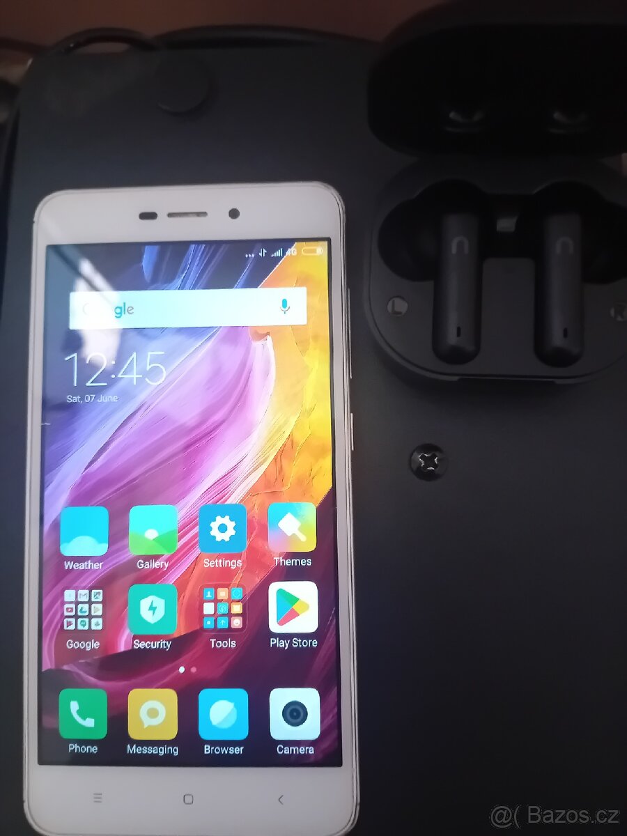 Levně Mobil+ Sluchátka zdarma