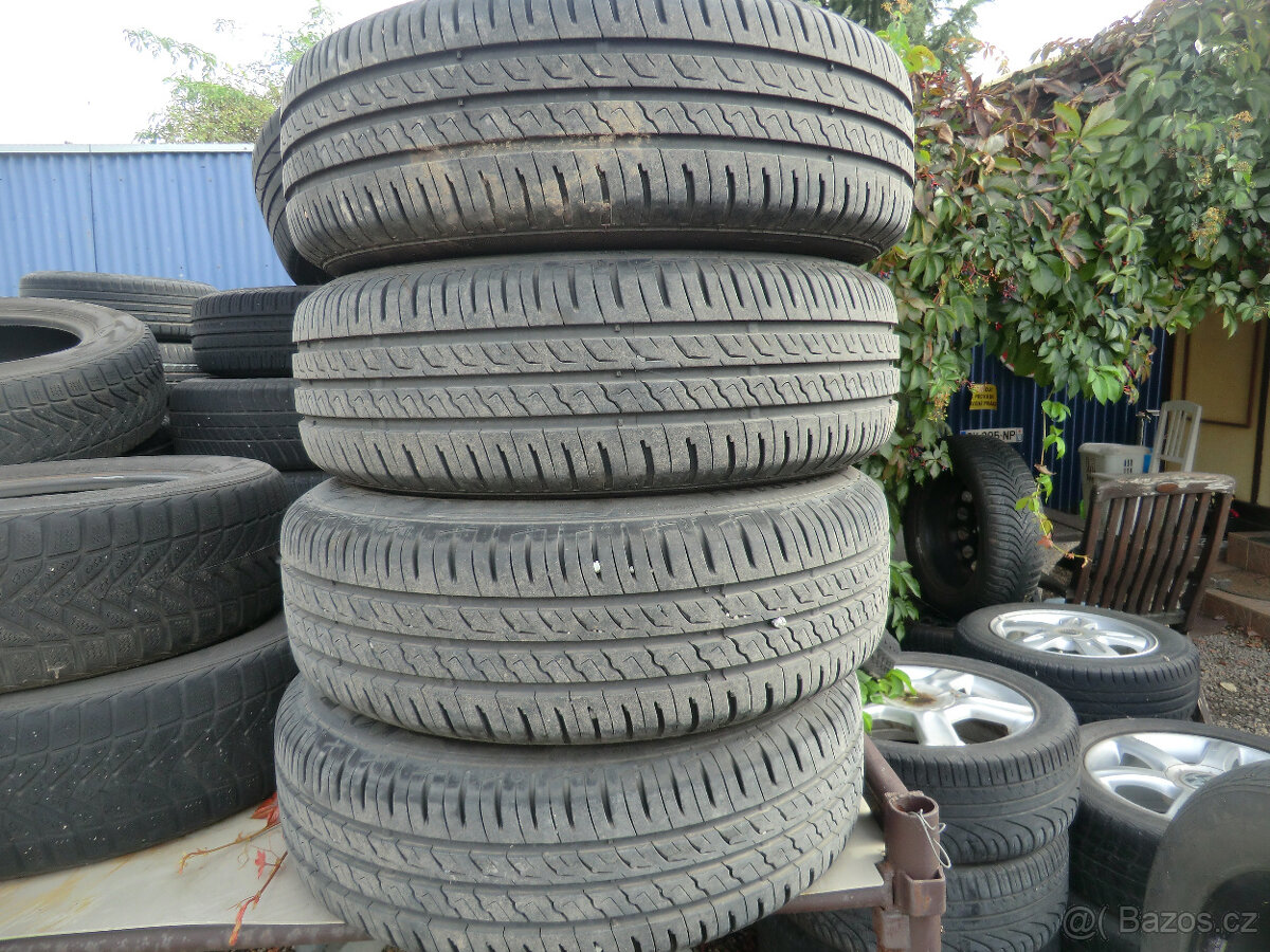 Prodám sadu letních kol Škoda Octavia I 195/65 R15 5x100