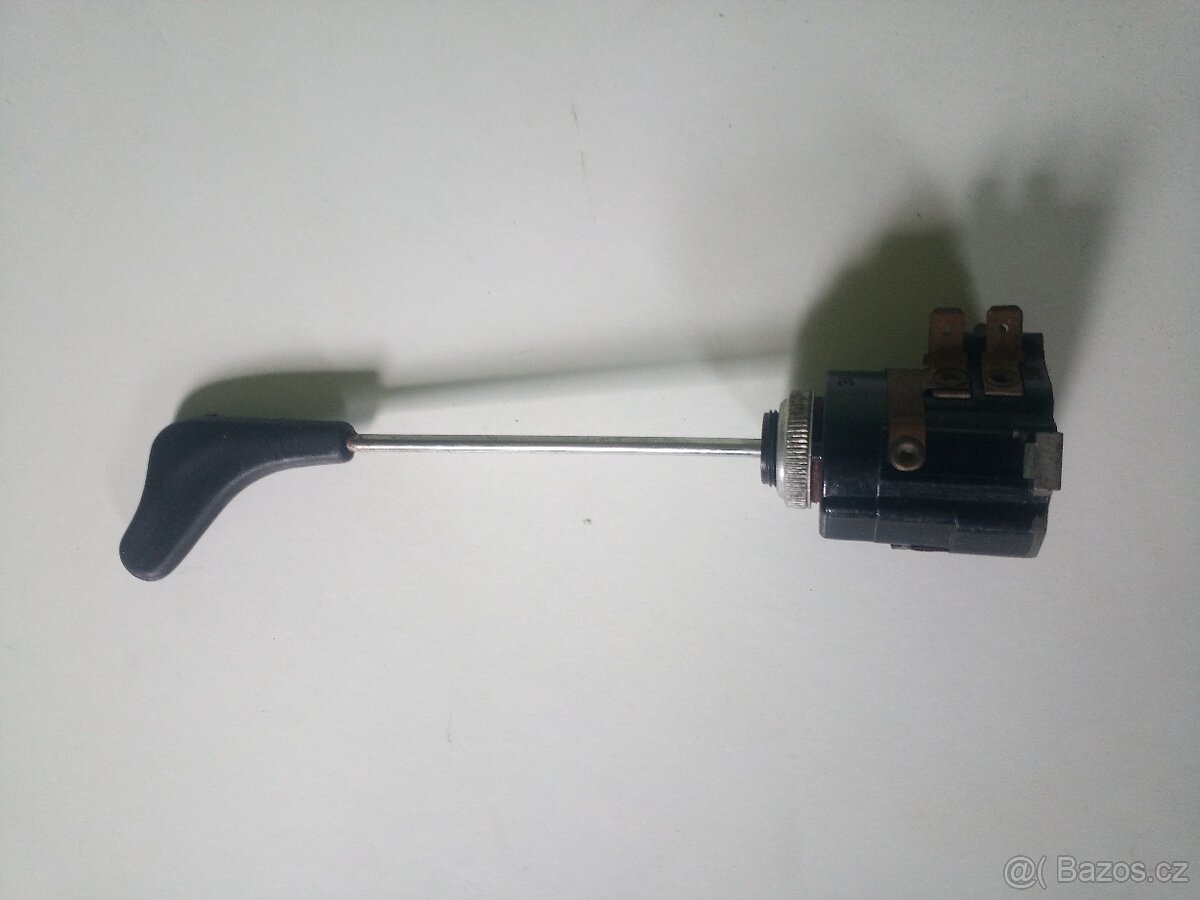 Prodám nový přepínač světel na škoda 1000mb