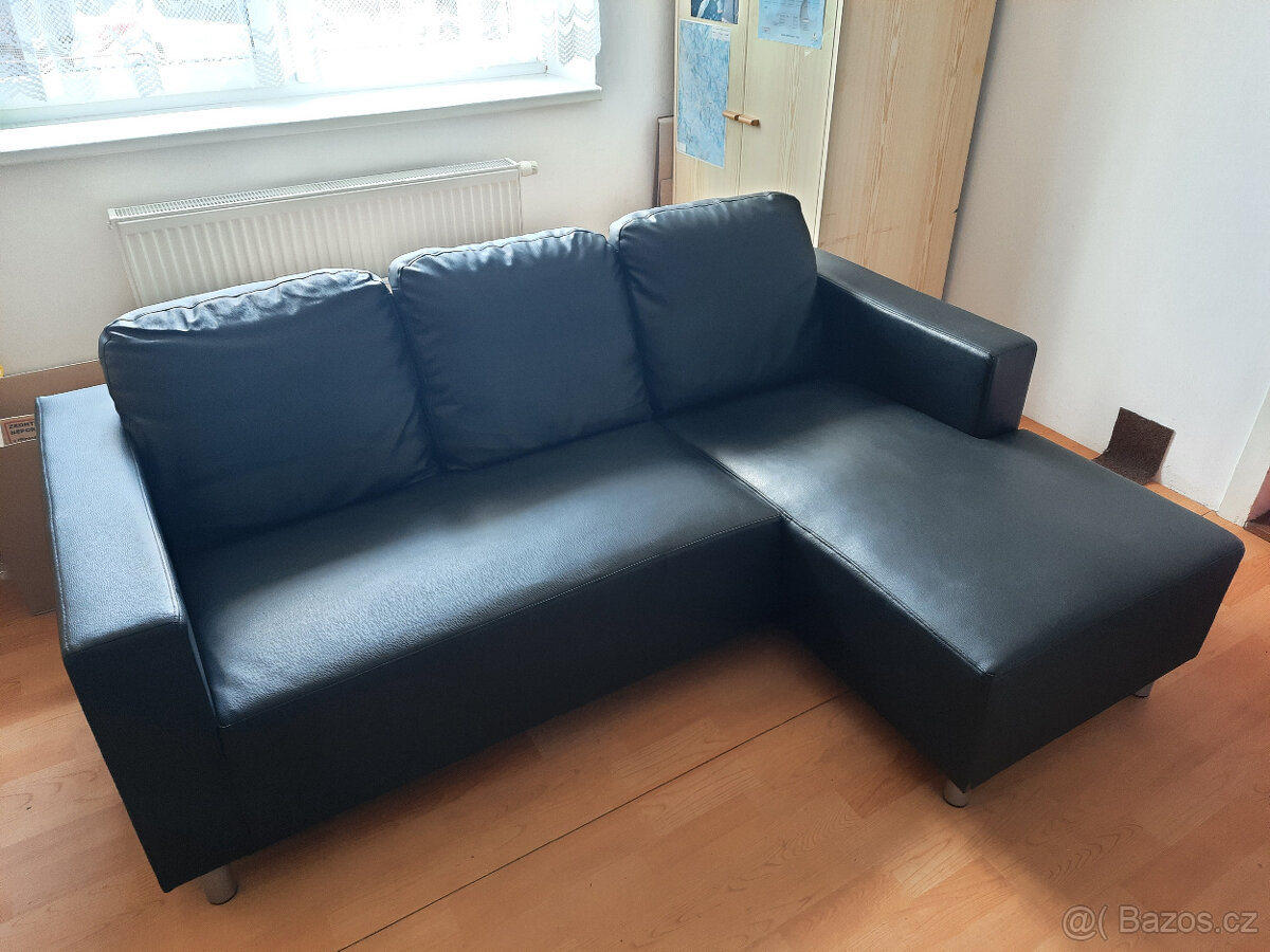 Rohová sedací souprava na chatu nebo chalupu
