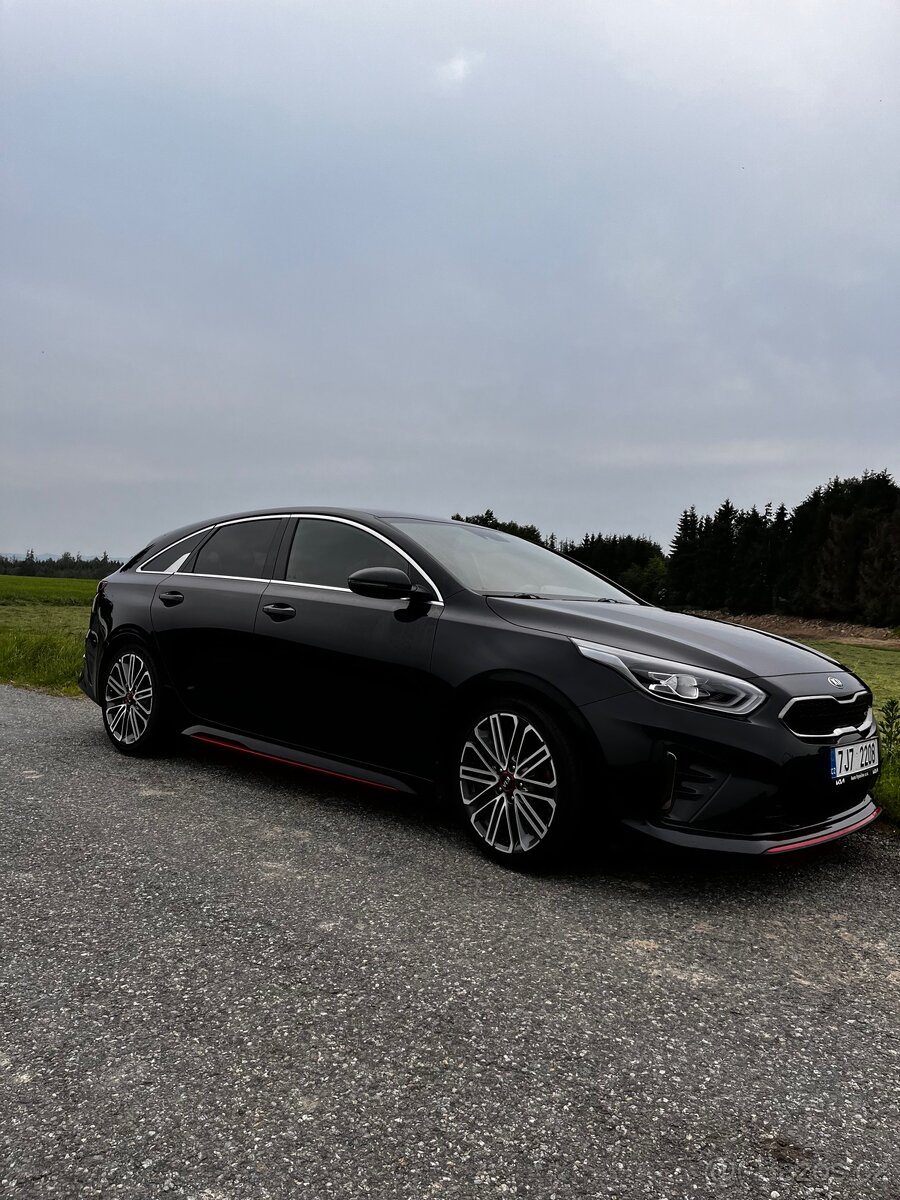KIA PROCEED GT