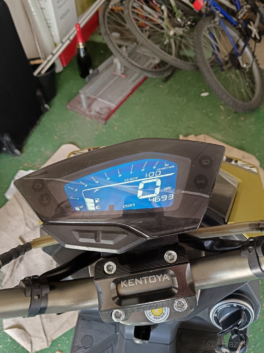 Skútr KENTOYA 125