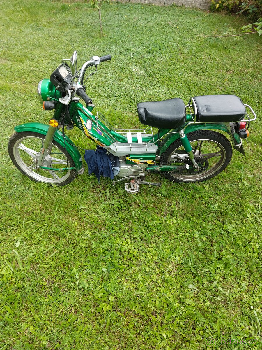 Jawa betka + 110 tuning kit + díly z původního motoru s TP