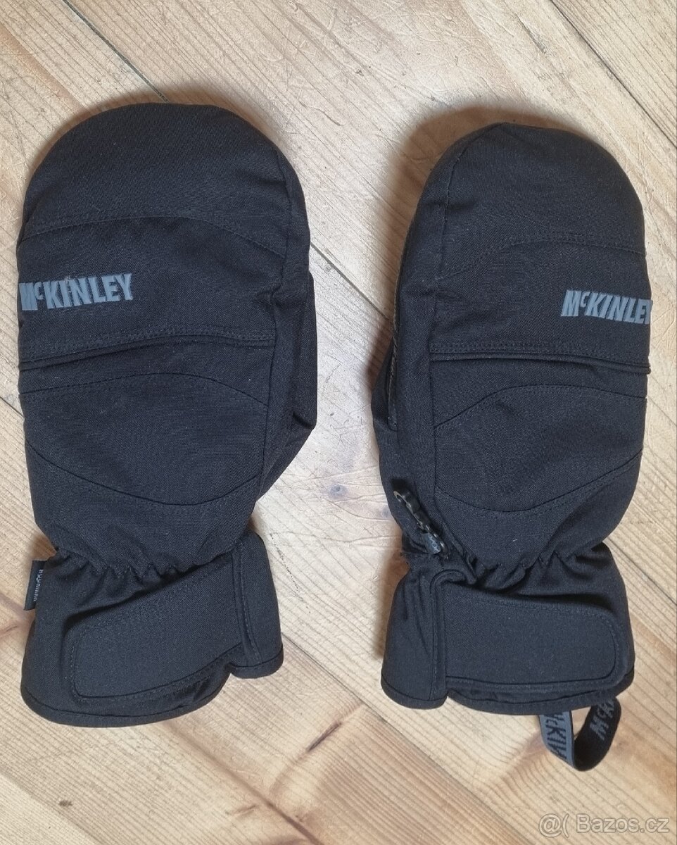 Dětské černé lyžařské rukavice McKINLEY