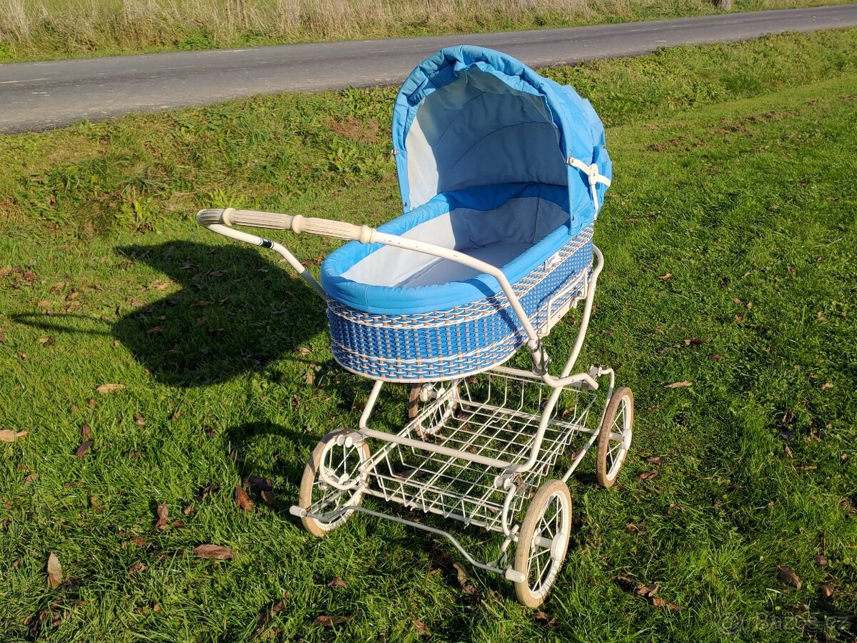 Dětský kočárek retro Liberta Romance modrý