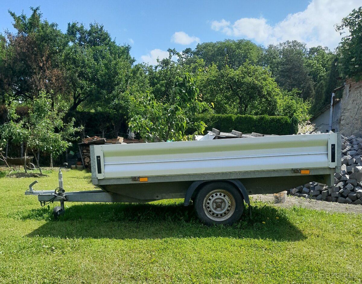 Možnost zapůjčení přívěsu, vozíku