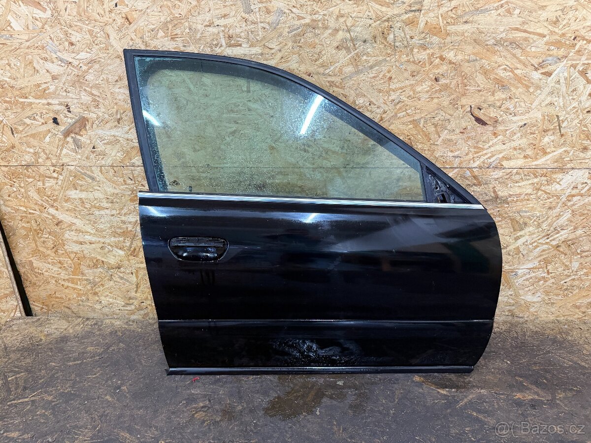 PRAVÉ PŘEDNÍ DVEŘE AUDI A4 B5 FACELIFT