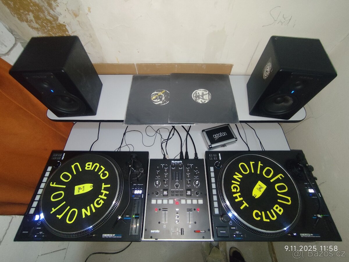 Dj:2x Reloop rp8000,NUMARK scratch, ortofon