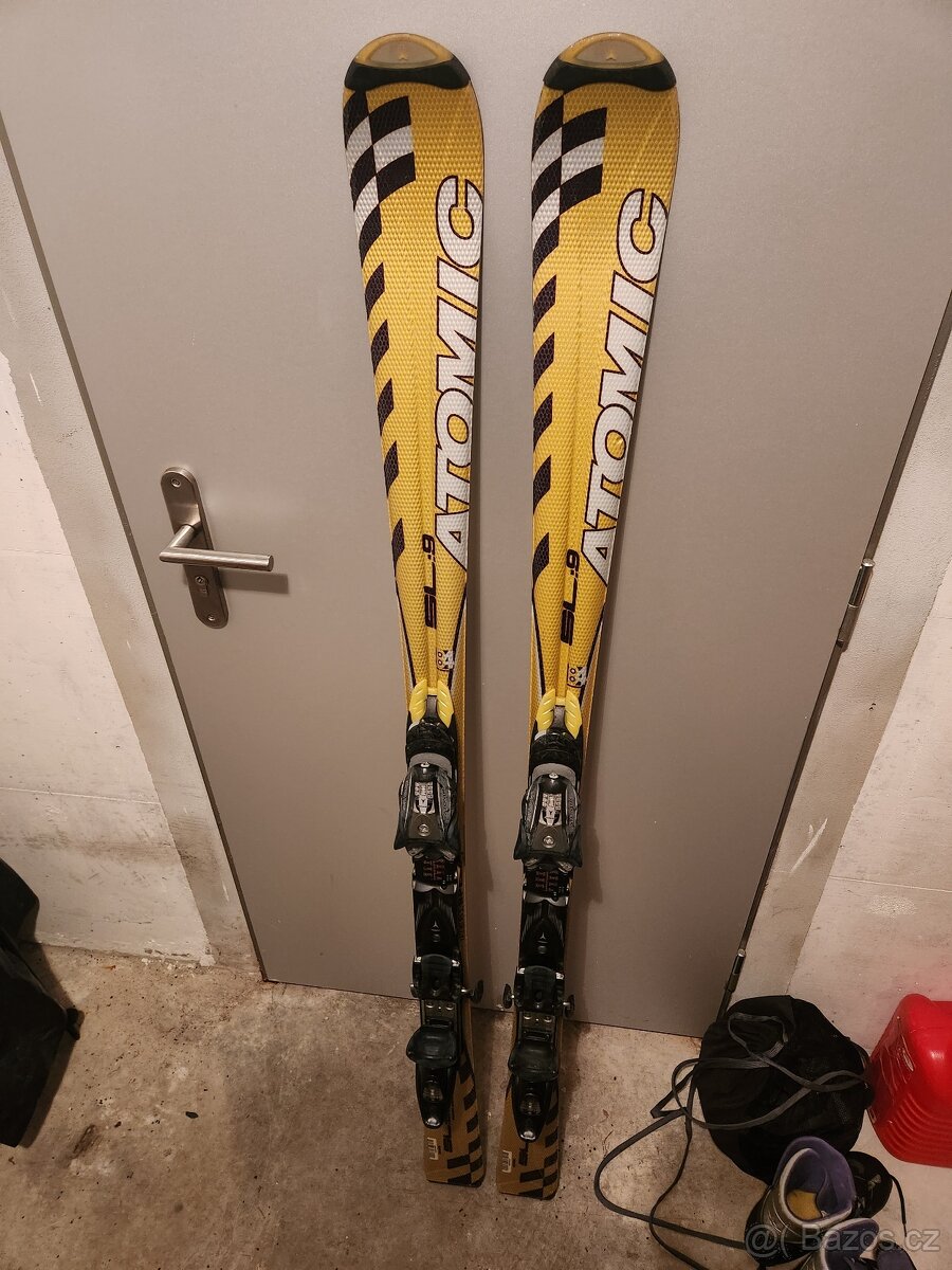 Prodám lyže zn. Atomic