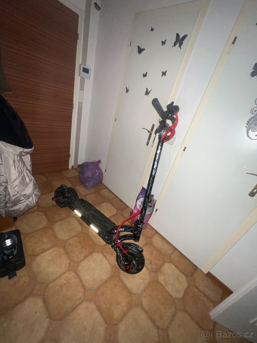 Elektrokolobezka PRODÁM KAABO MANTIS 10 ECO