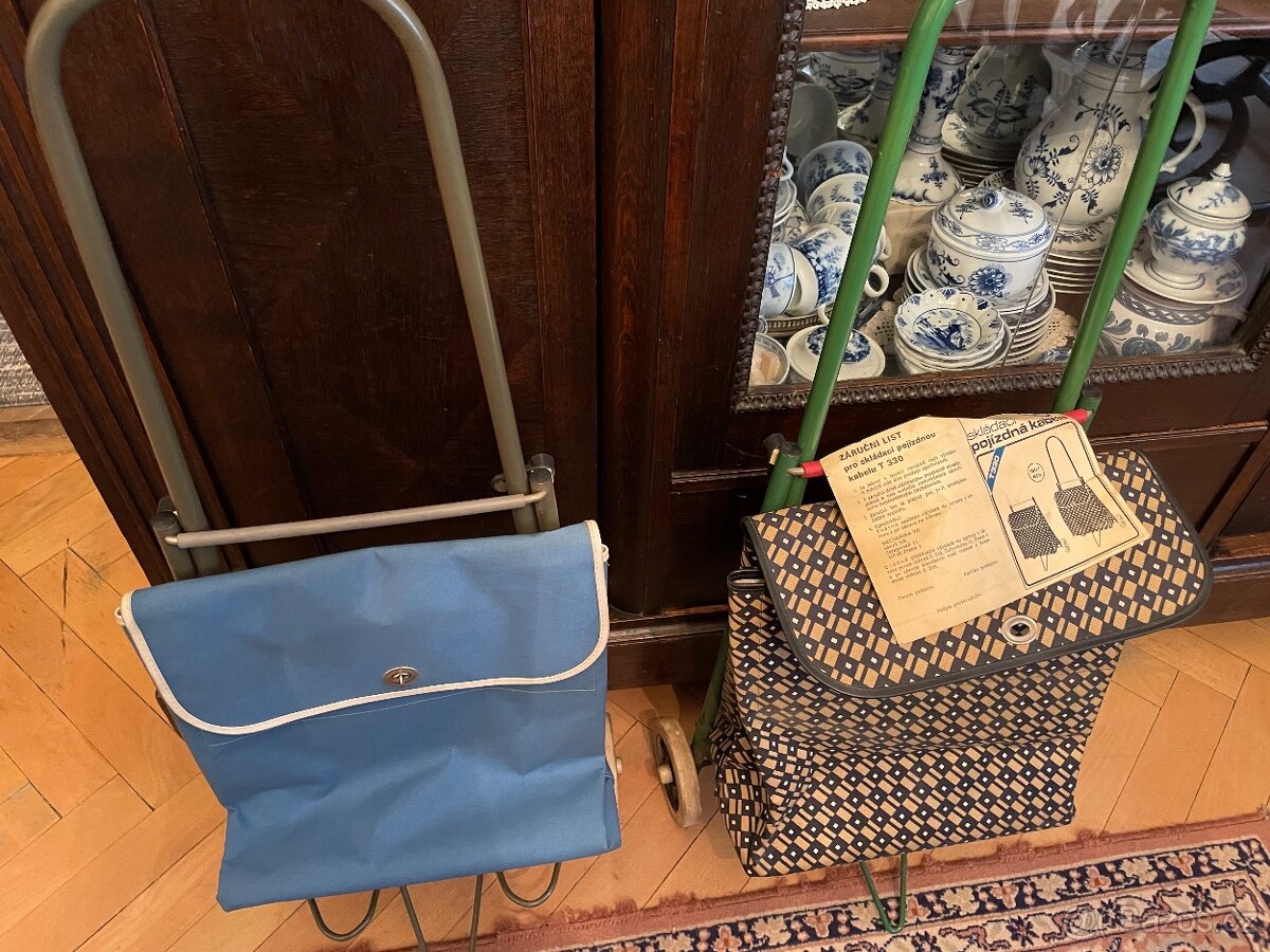 Retro nové tašky na kolečkách