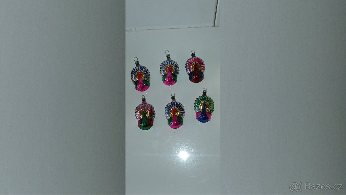 Vánoční staré ozdoby dle fotek pávi