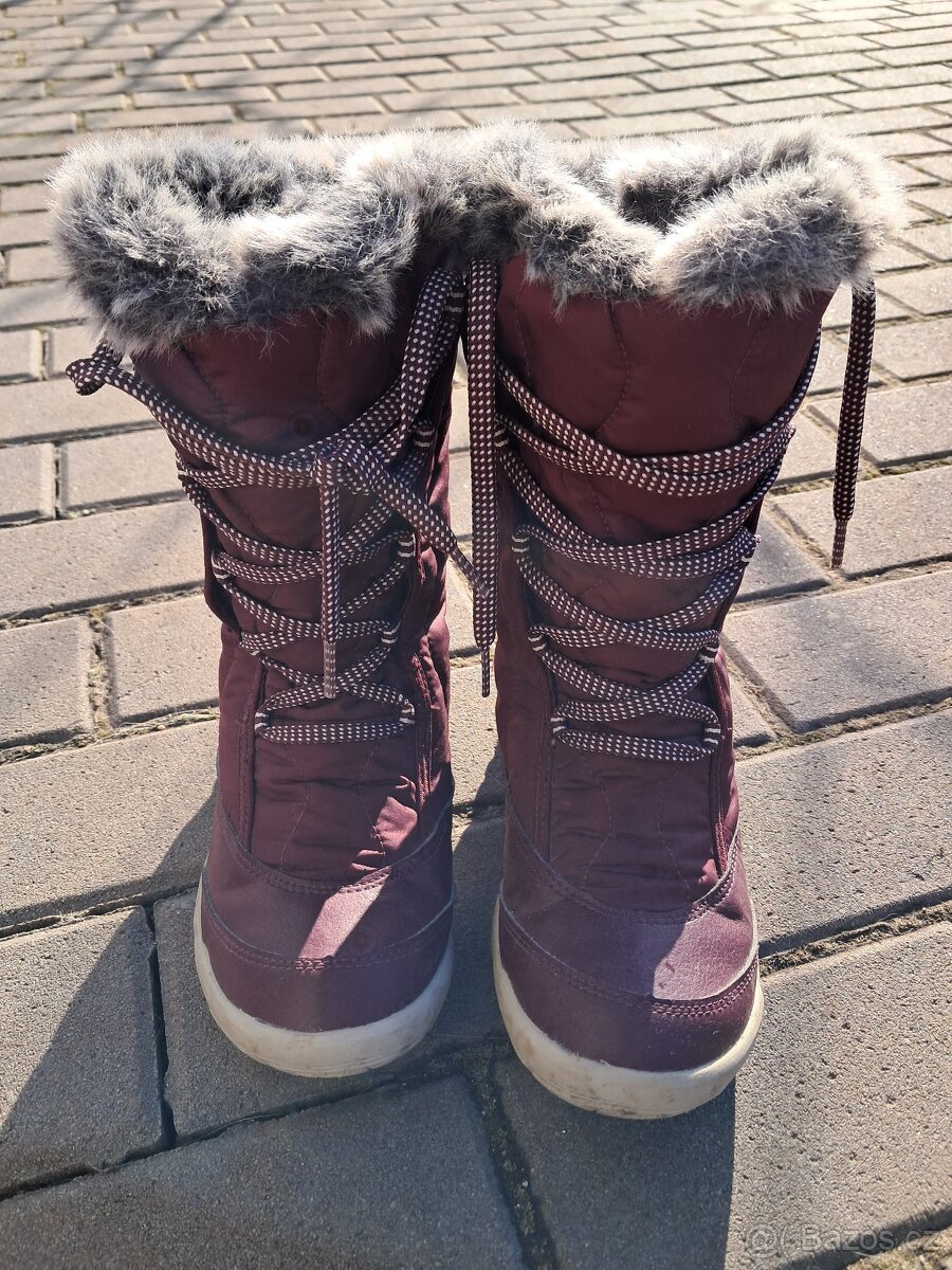 Nepromokavé sněhule Decathlon, vel. 36