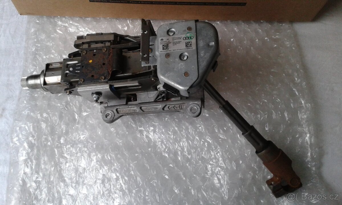Audi A6 4F - sloupek řízení