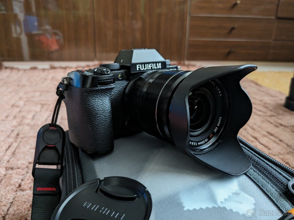 Fujifilm X-S10 + FUJIFILM XF 18-55 mm f/2,8-4 OIS