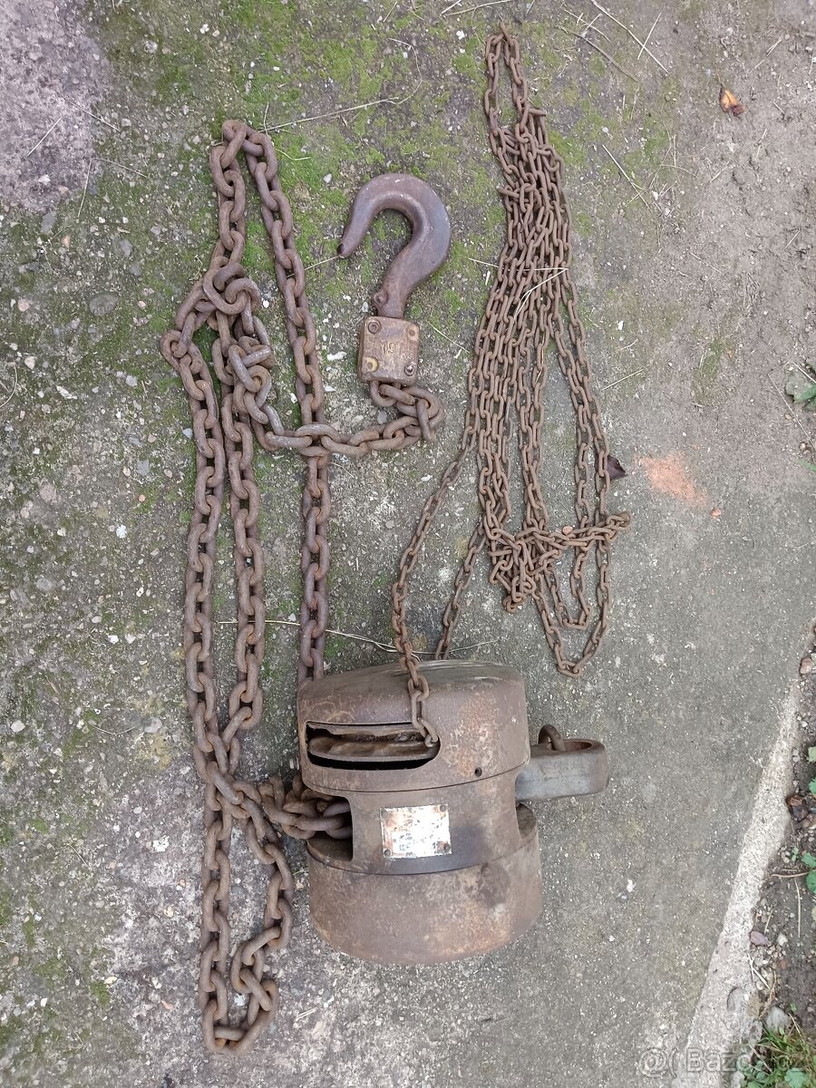 Řetězový kladkostroj 1.6t