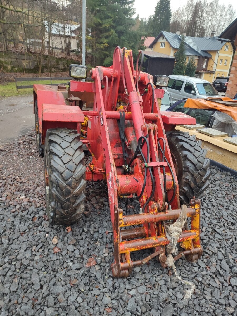 Prodám torzo nakladače Schaeff
