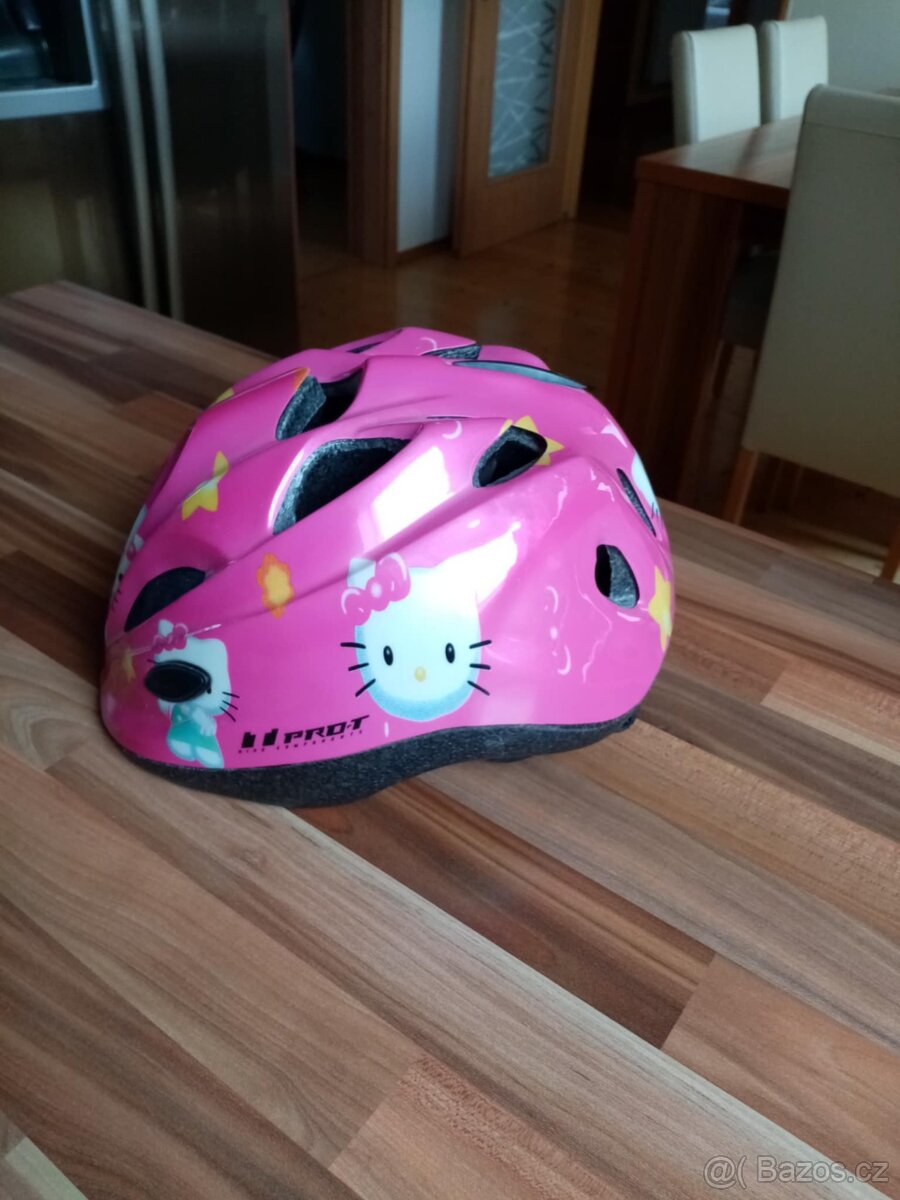Dětská helma na kolo