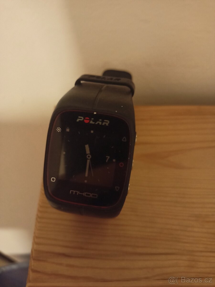 Hodinky;Zn:Polar M400 (Černé):-Používané:C