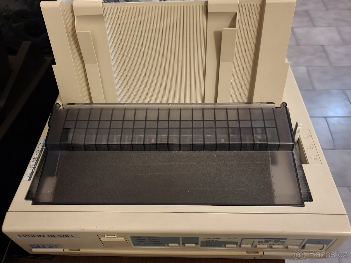 Pro sběratele nefunkční Epson LQ-570 (1993) s kabeláží.