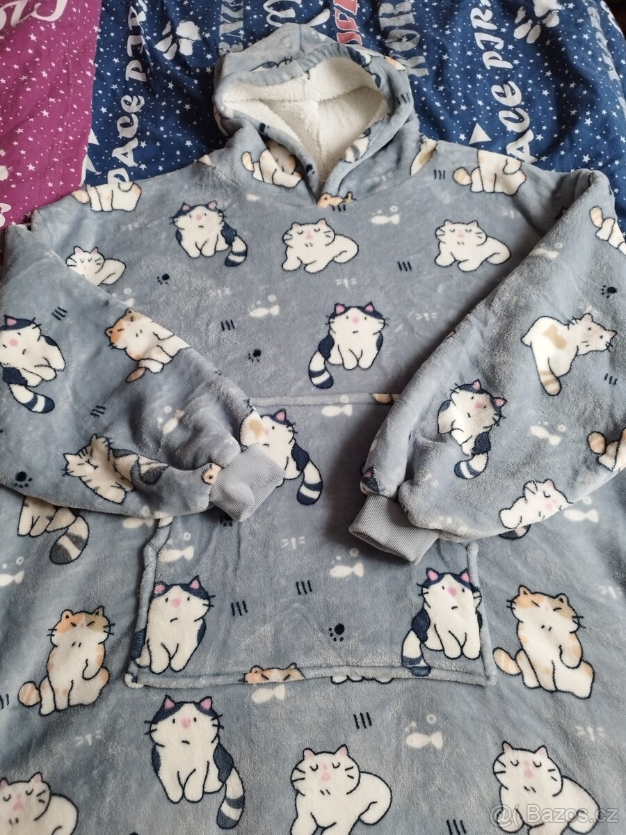 Prodám novou dáms. beránkovou delší mikinu- šaty v.2-3XL