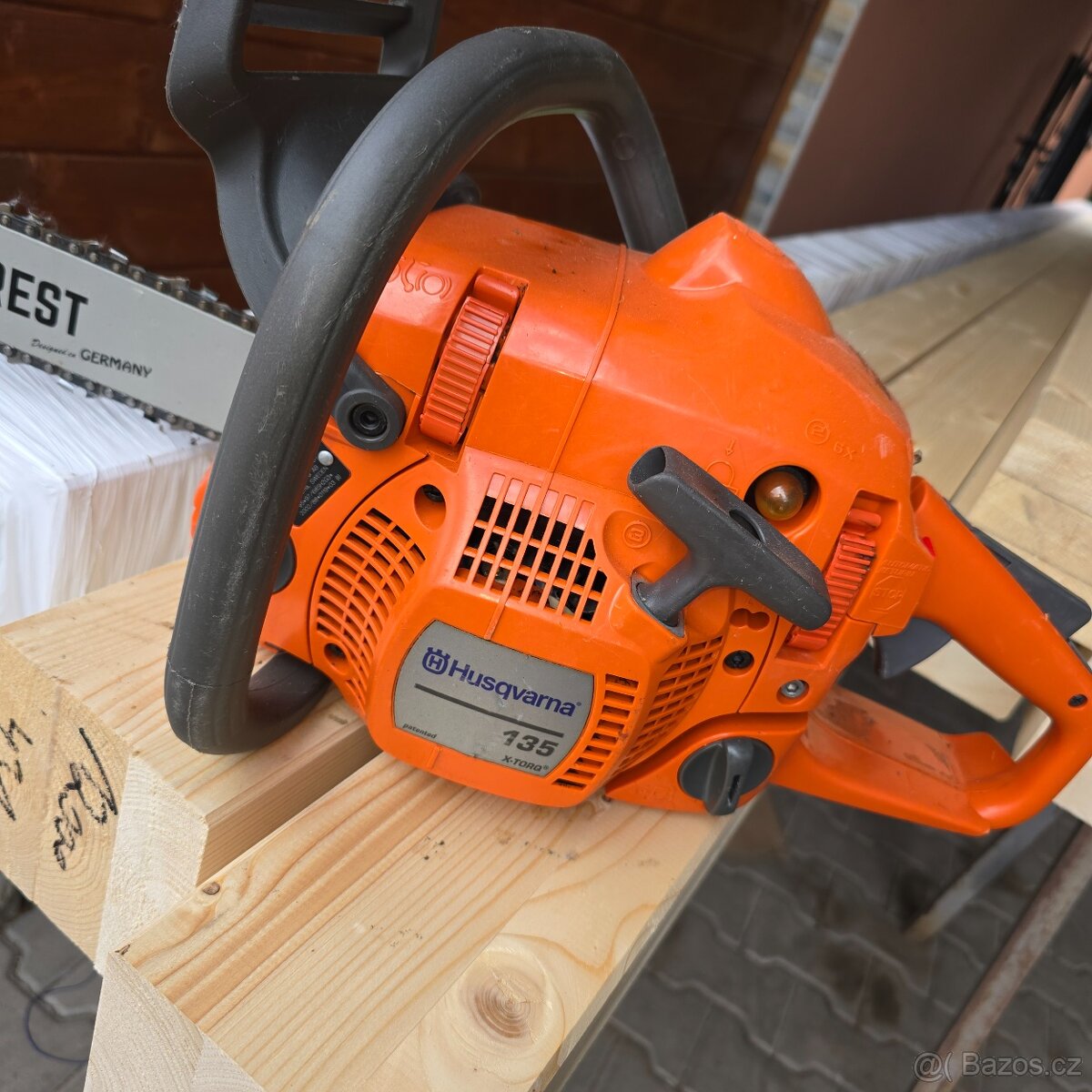 Motorová pila Husqvarna 135