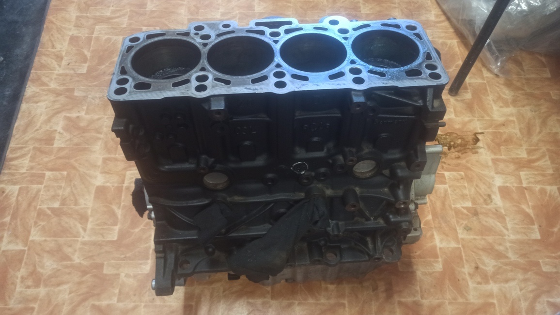 Prodej polomotoru T5