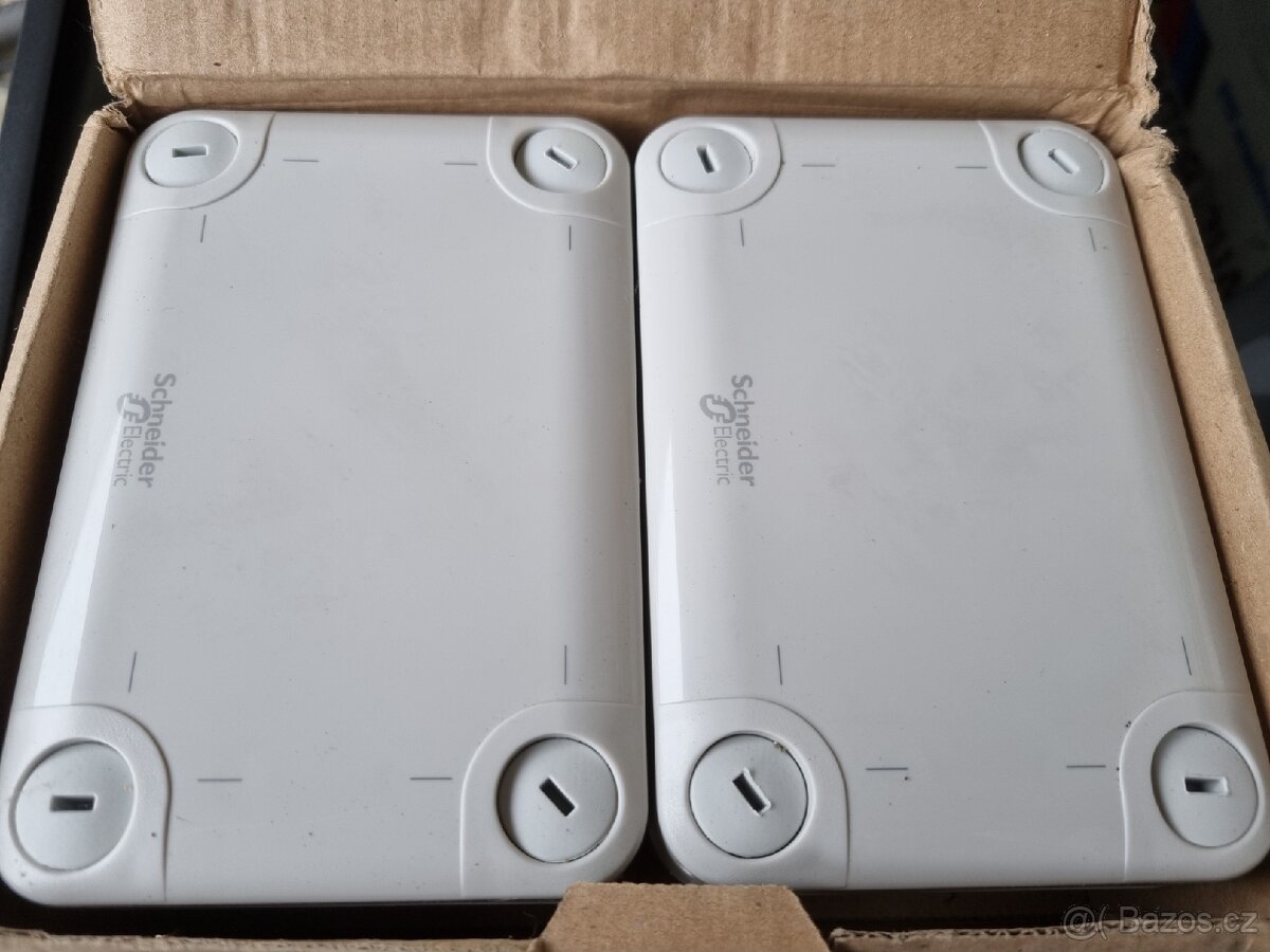 6x průmyslový box vodě odolný PC: 200,-