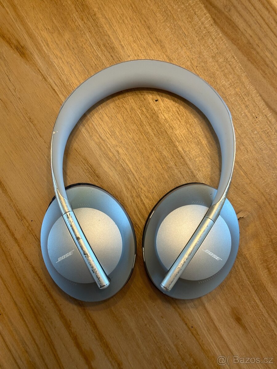 Bezdrátová sluchátka Bose Noise Cancelling 700 HP