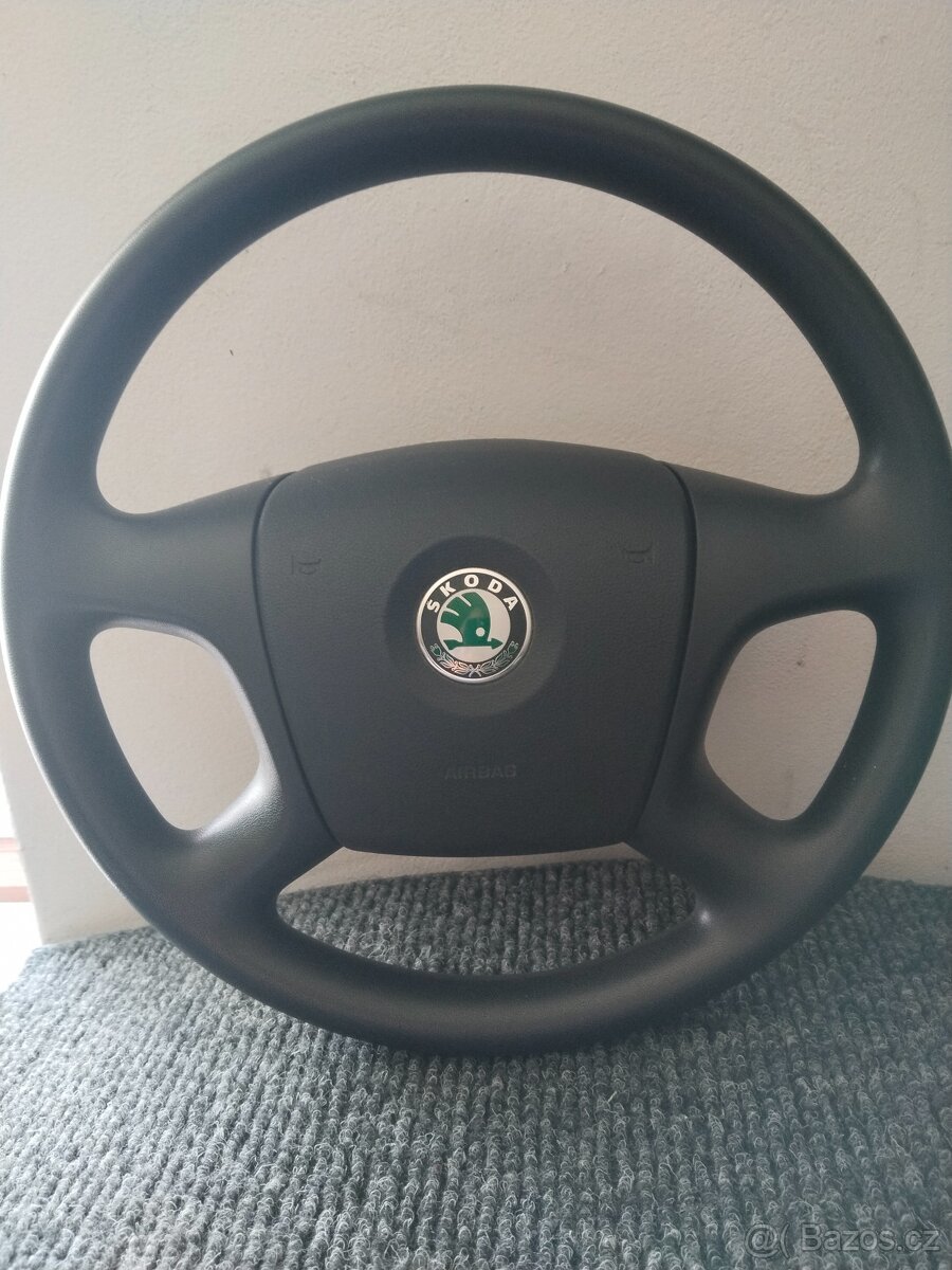 Škoda Octavia volant