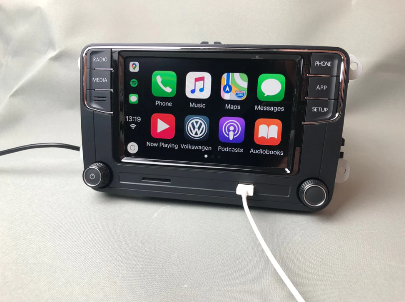 Autorádio RCD360 Plus s Apple Car Play a Android Auto
